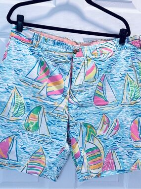 Lilly Pulitzer NWOT Mens UGotta Regatta Fitz Short - Multi Color Boat Print